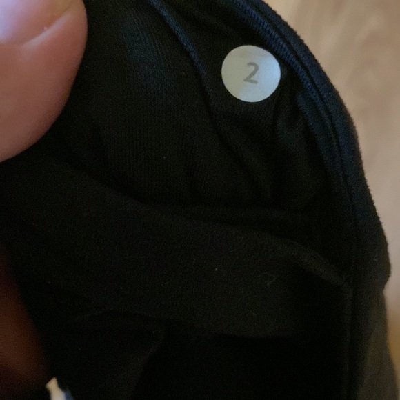 Lululemon black cropped leggings - Picture 5 of 6